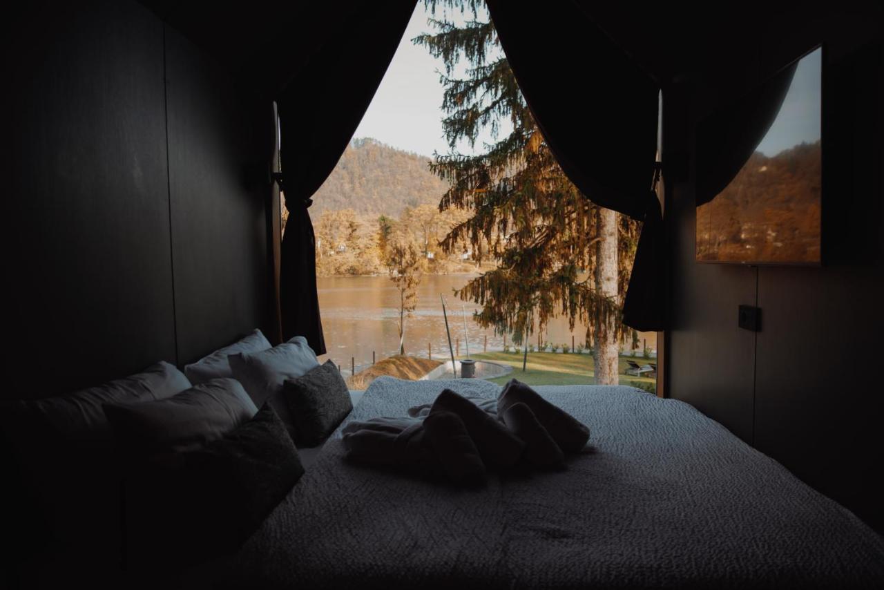 Luxury Glamping Chocolate Village Марибор Екстериор снимка